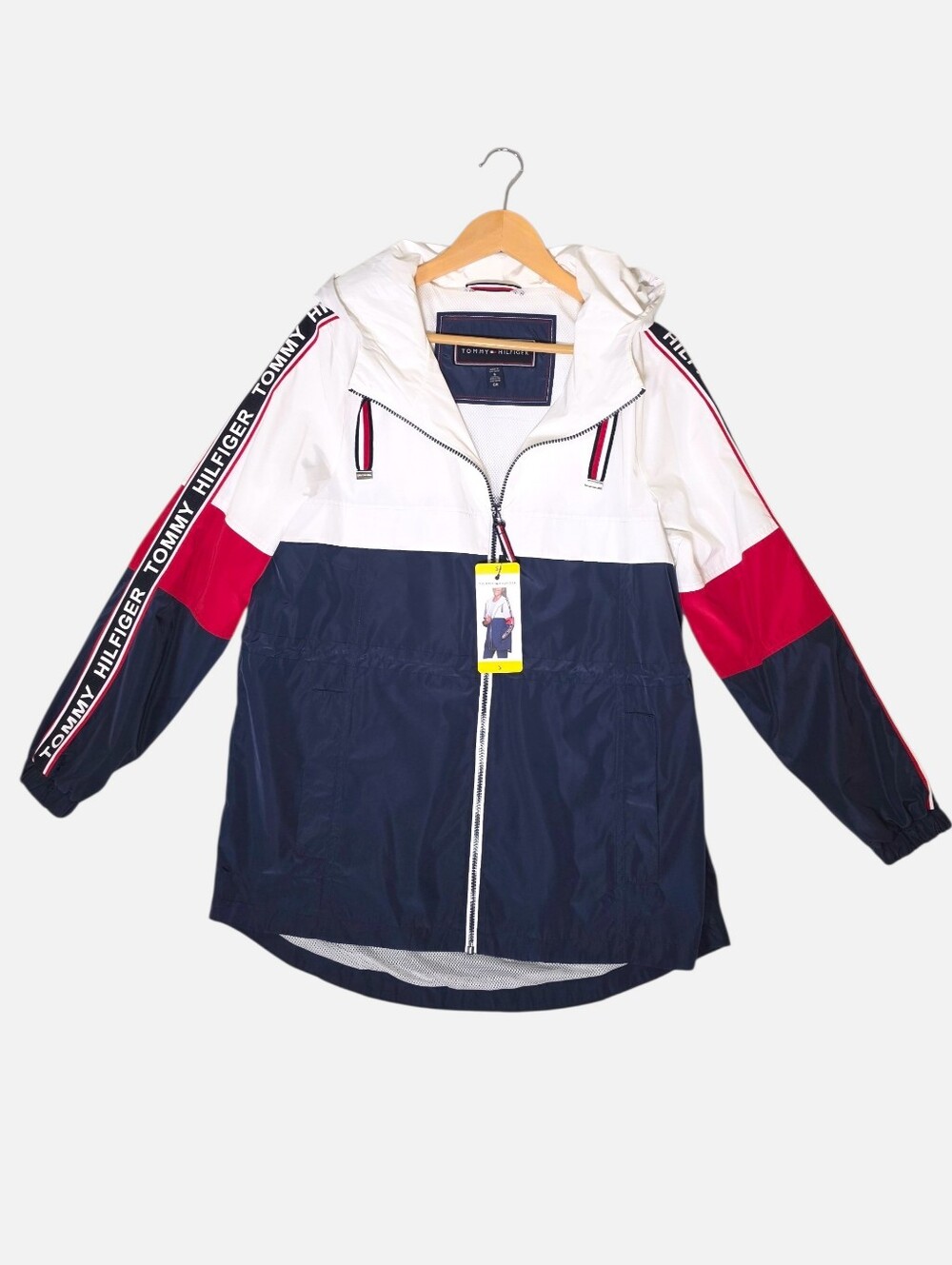Tommy Hilfiger NWT Women's Colorblock Hooded Windbreaker Jacket Navy White Red S